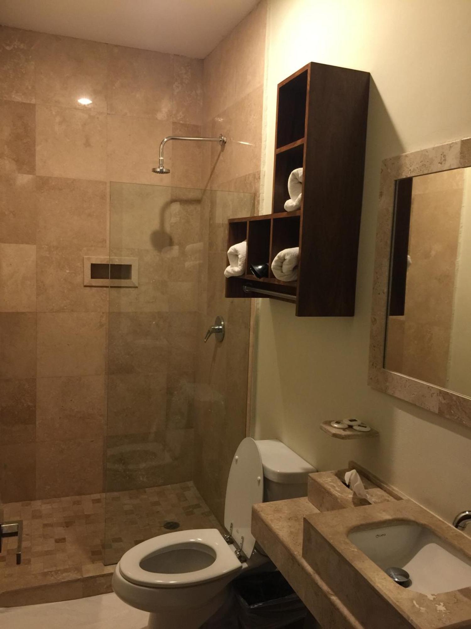 Superior Apartment,762618109:JPEG